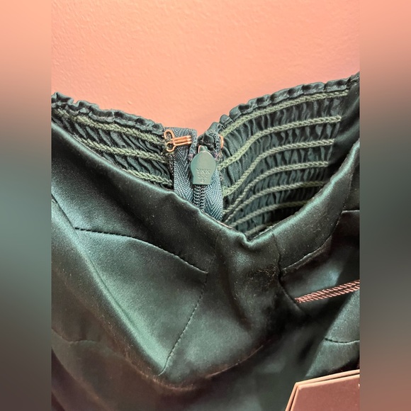 Reformation Rey Silk Long Sleeve Midi Dress 4 - Picture 6 of 10